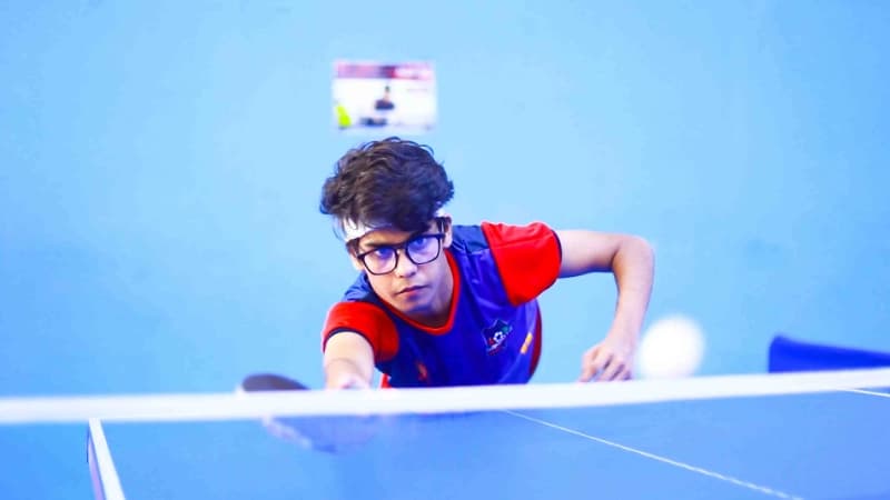 Table Tannis image 1